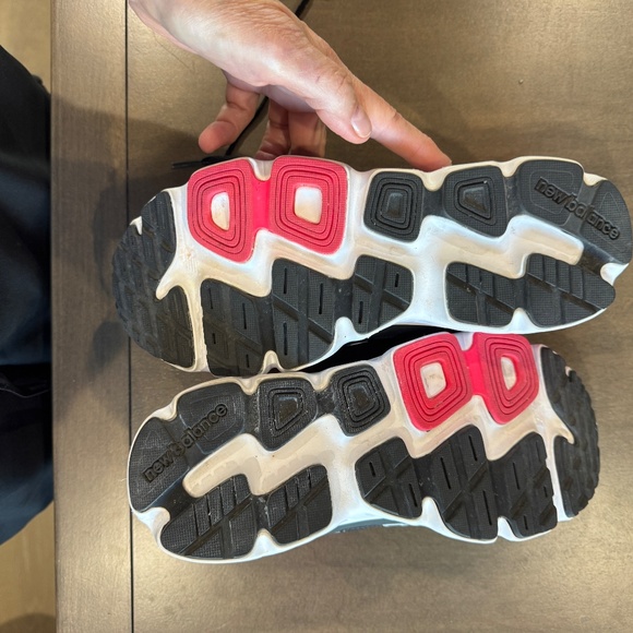 New Balance 675 V2 Running Sneaker - Picture 7 of 11